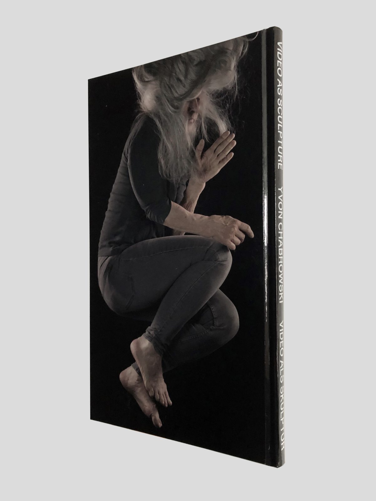 VIDEO AS SCULPTURE by Spector Books